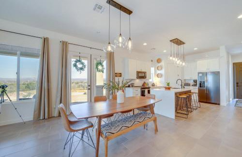 Hikers Retreat with Furnished Patio in Rimrock! - Foto 2