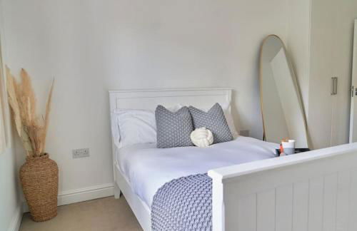 Modern Two Bedroom Wokingham Apartment, En Suite, Free WiFi, On Site Parking, Sleeps 4 - Foto 10