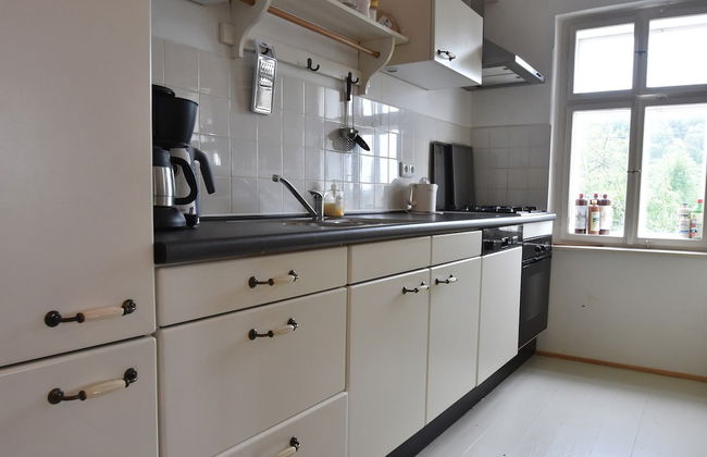 Spacious Holiday Home in Zlata Olesnice - Photo 16