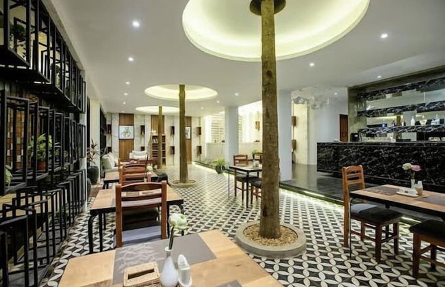 Tushita Villa Pool and Gardens - Photo 2