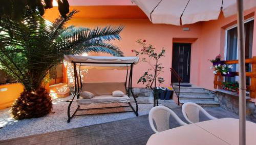 Villa rosa nel cuore di Porto Azzurro - Foto 2