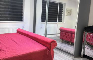 The Luxe 2BR Specious Bungalow - Garden & Parking - Foto 31