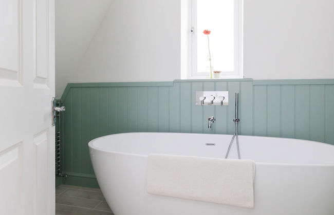 Stunning 5BR Home With Pool - 5 min to Beach - Foto 45