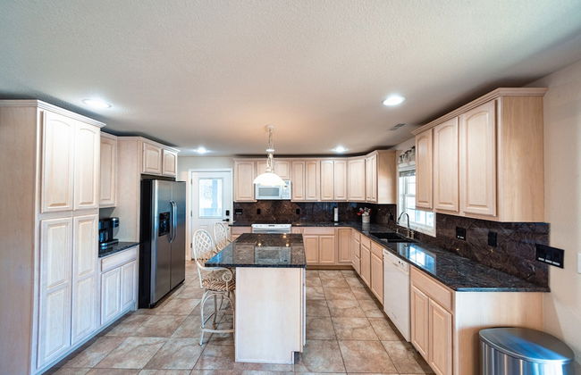 Lake Escape - Photo 12