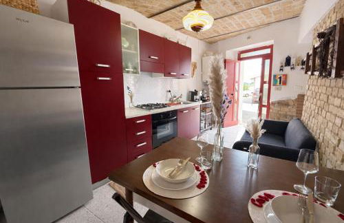 Casa a Ortona con 2 camere, parcheggio e mare a 10 min - Photo 10