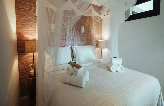 Luxurious Villa With Bright Terrace - Foto 4