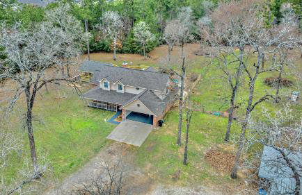 Country Getaway 4 Bedroom Resort in 10 Acre Lot - Foto 9