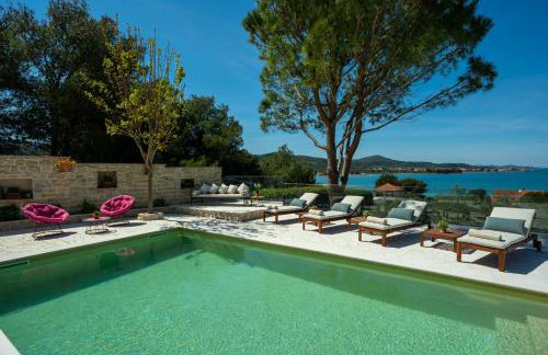 Villa Barotul with pool - Photo 47