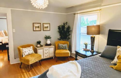 Historical Entertainer 3 Bedroom Townhouse AC PNW - Foto 9