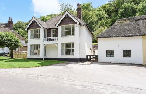 Luxury Large Five Bedroom Family House Sleeps 10 - Photo 48