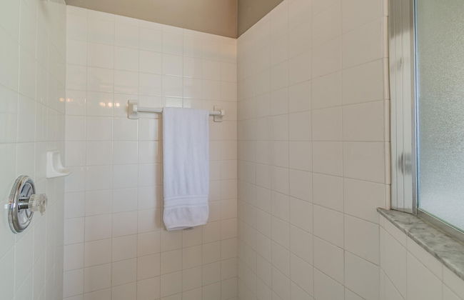 Santee Villa - Photo 22