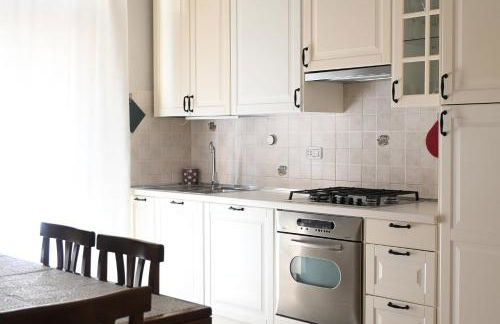 P050 - Porto Recanati, elegante trilocale in centro storico - Foto 7