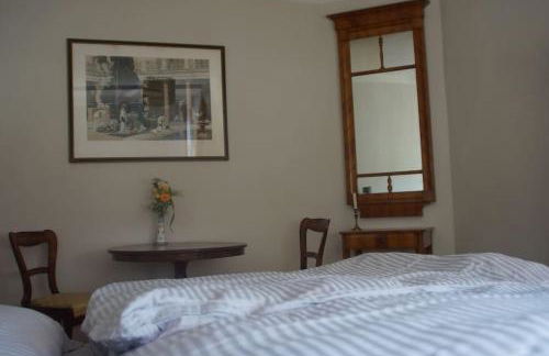 Zentrumsnahe Ferienwohnung "Anno 1830" in Dresden, ruhig und mit bester ÖPNV-Anbindung - Foto 16