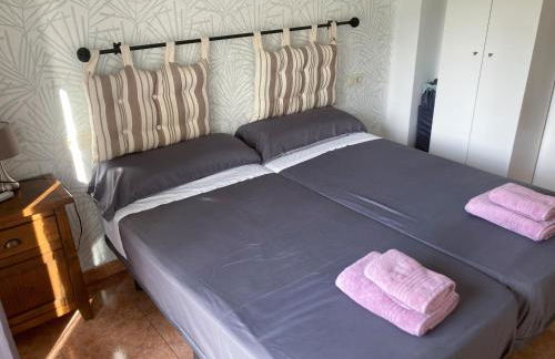 Luninoso y práctico apartamento en el centro con amplio parking incluido - Photo 13