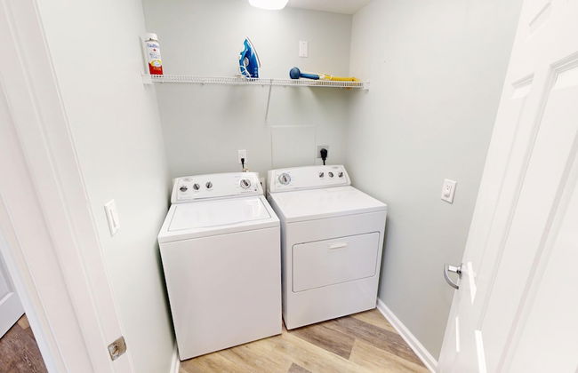 Silver Beach 506 is a gorgeous Gulf Front 4 BR with free beach service - sleeps 8 by RedAwning - Foto 39