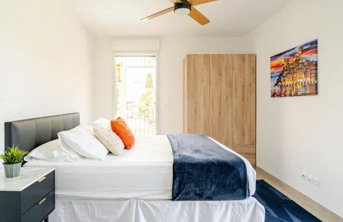 Newly Built Apartment with Pool, Walk to the Beach - Foto 38