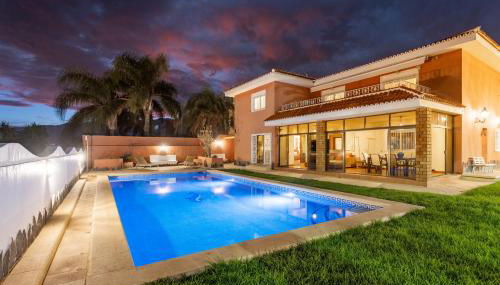 One & Only Sports and Relax Villa by Eden Rentals - Foto 2, sunbed, Garden view