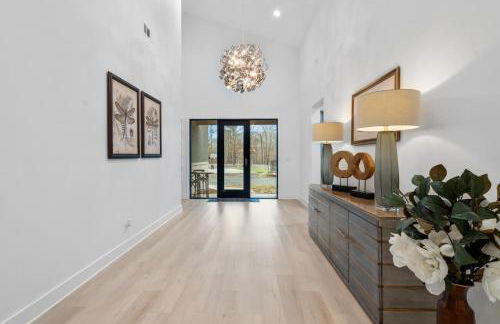 Modern Retreat 10 min-Oaklawn BBQ grill Pavillion Kids playground - Foto 48