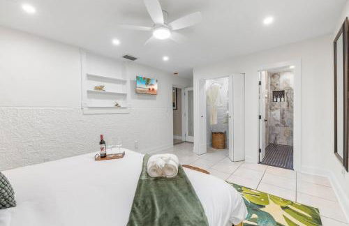 2 King Suites - Hot Tub - Large Patio - Sleeps 12 - Foto 10