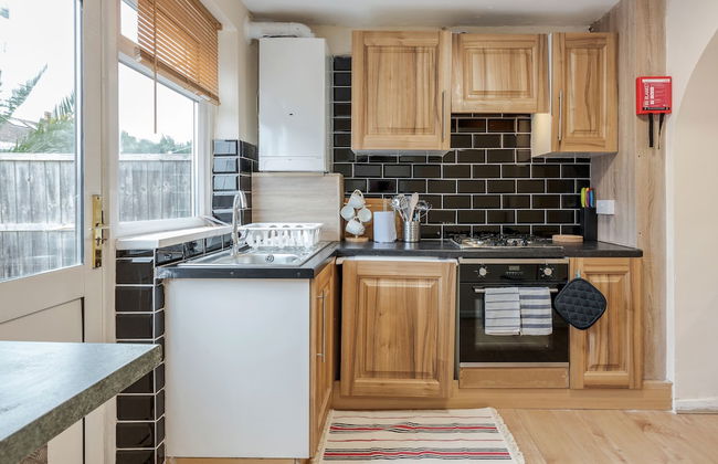 2-bed House - Sleeps 7 & Free Parking - Foto 12