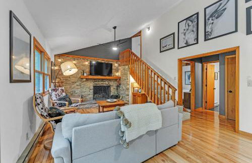 Modern Mountain Retreat Near Dolly Sods & Skiing home - Foto 16