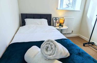 3-Bed, Sleeps 5, 3 Bath, Parking, WiFi - Foto 17