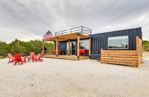 Remote Strawn Container Home with Hot Tub! - Foto 1