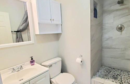 Gorgeous House & Loft Near Downtown - Foto 17