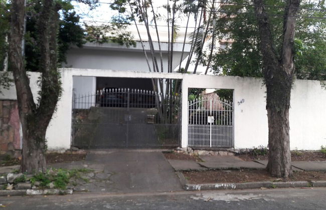 Confortable Suite in a Cozy House Excelent Location and Transport Acess - Foto 13