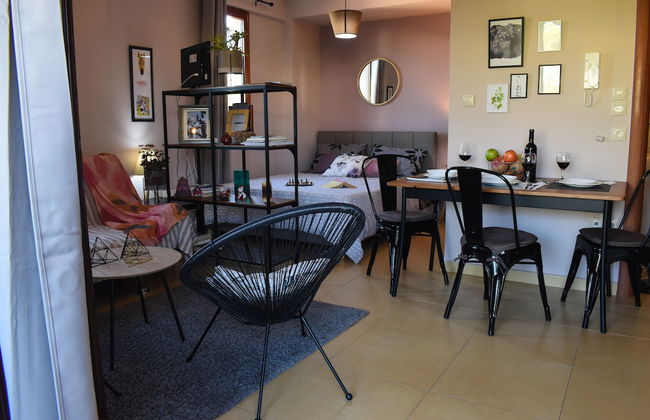 Amalia's Serendipity - City Lights & Mountain Vistas - Foto 4