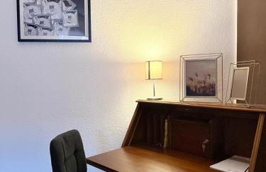 Rüttenscheid Design Apartment mit Balkon Office - Foto 4