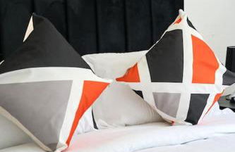 Modern 3 Bedroom Apartment - Photo 31