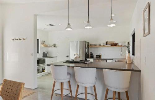 Palm Springs Haven - Pool, Hot Tub & Mountain Views - Foto 76