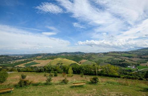 3 Bedroom Lovely Home In Montedinove - Foto 8