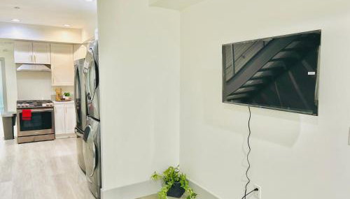 Newly Built Stylish Modern 2B In LA - Foto 2