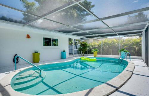 Lanai and Pet Friendly! Retro-Chic Sarasota Home! - Foto 28
