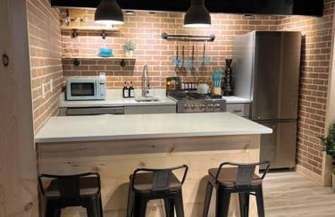 Enchanting and comfy urban cottage with renovated rustic den by Como Park & MN State Fair - Foto 33