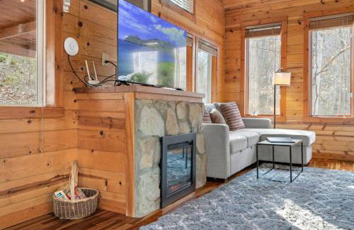 Beary Cozy- No Pet Fee, Hot Tub, Fireplace, WiFi - Foto 2