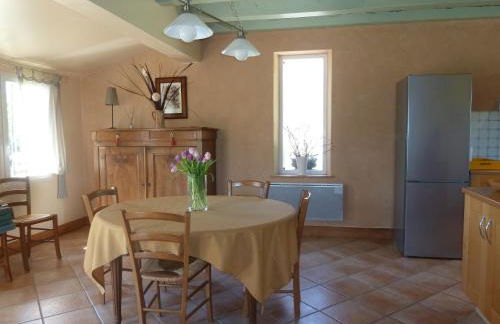 Maison avec piscine privée à Loubressac proche Rocamadour & Vallée Dordogne, du Samedi au Samedi - Photo 14