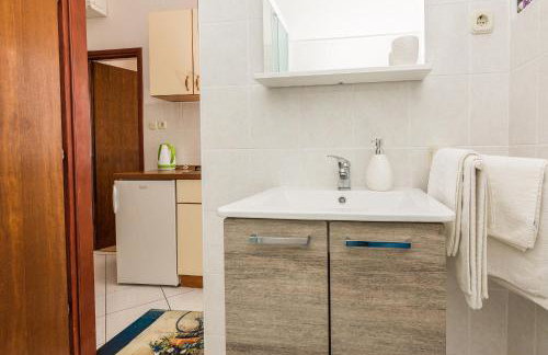 Apartments Hidden Beach Gem - Photo 27