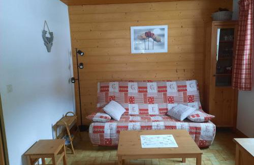 Deux-pièces confortable proche ski avec balcon et parking - Foto 1