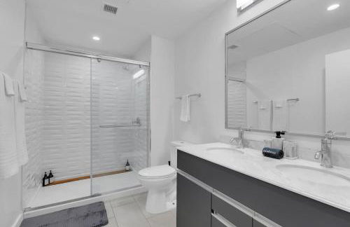 Charming 1BR NearBOKCntr-Gym,Lounge,Balcony,PetOK - Foto 62