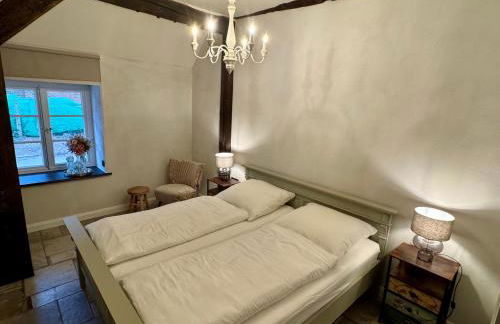 Oolt Huus No 2 I exklusives Wohnen im denkmalgeschützten Reetdachhaus - Foto 3