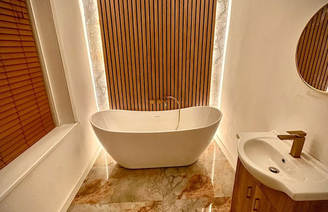 Remarkable 2-bed Apartment in Sunderland - Photo 10