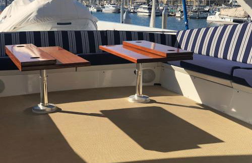 Luxury Afloat Yacht Paradise 3 bedrooms 3bath 5 beds with full Marina view - Foto 18