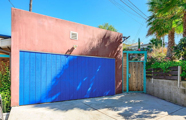 Scenic Retreat With Deck Stunning Views in LA - Foto 52