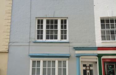 Fermaine, 50m from sea, garden, dogs, town centre - Photo 3