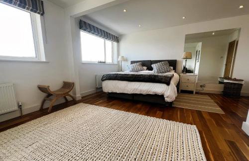 North Quay - Pet friendly Luxury Townhouse overlooking Bembridge Harbour - Photo 33