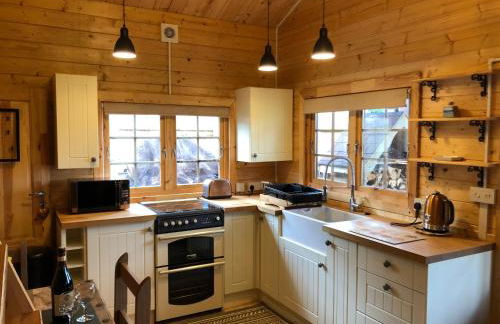 The Chalet @ Giltar Grove Country House - Photo 2