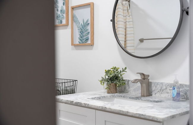 The Oak King Bed Huge Backyard - Foto 4